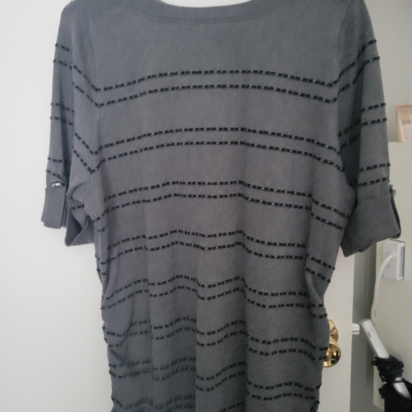 Short sleeve sweater - Picture 2 of 2